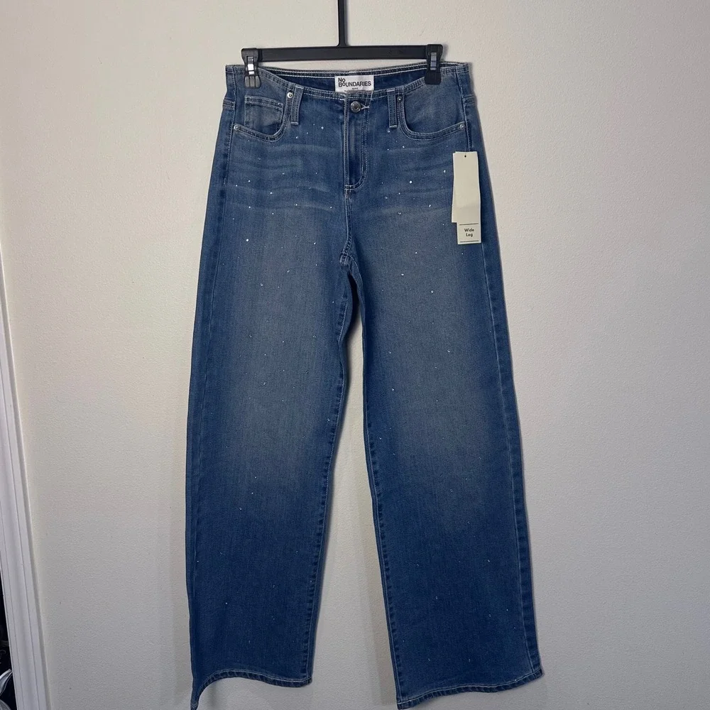 NWT NO‎ BOUNDARIES Womens Rhinestone Bling Wide Leg Jeans Medium Wash Size XS